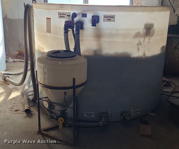 image for item DK4152 Salt brine tanks