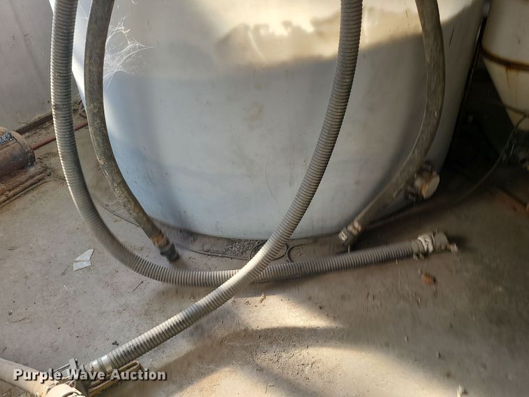 image for item DK4152 Salt brine tanks