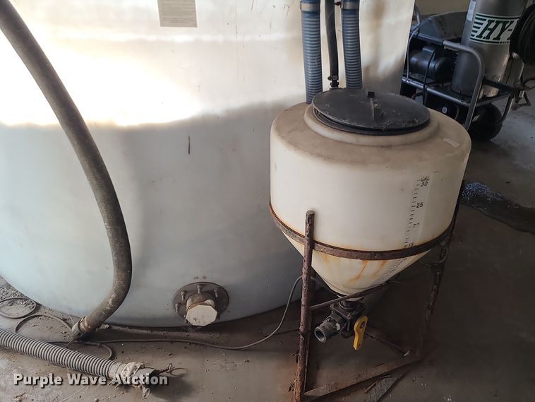 image for item DK4152 Salt brine tanks