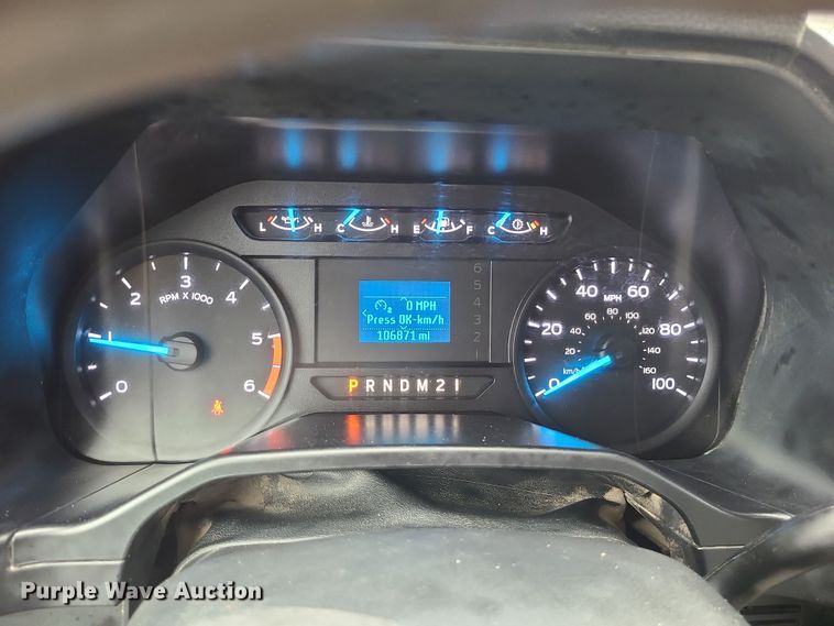 image for item DK4169 2017 Ford F450 Super Duty  utility / service truck