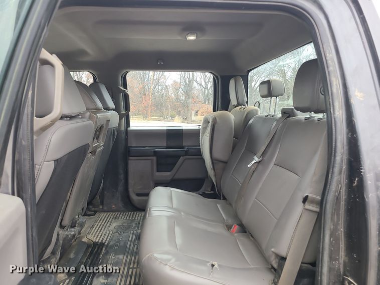 image for item DK4169 2017 Ford F450 Super Duty  utility / service truck