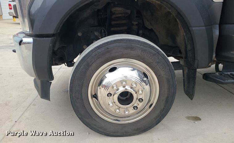 image for item DK4169 2017 Ford F450 Super Duty  utility / service truck