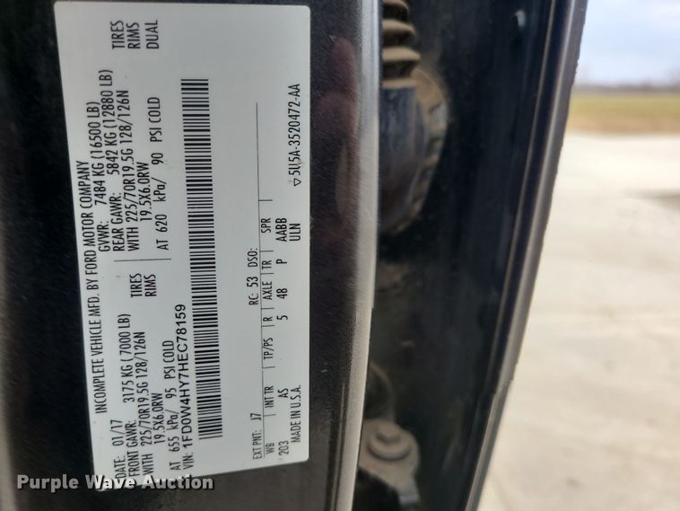 image for item DK4169 2017 Ford F450 Super Duty  utility / service truck