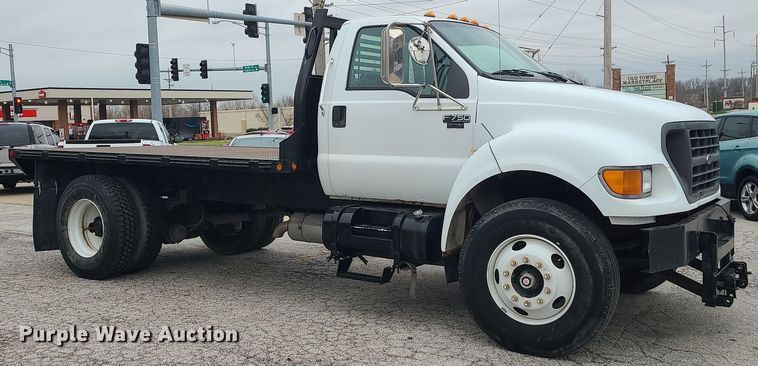 image for item DK4170 2000 Ford F750  flatbed truck