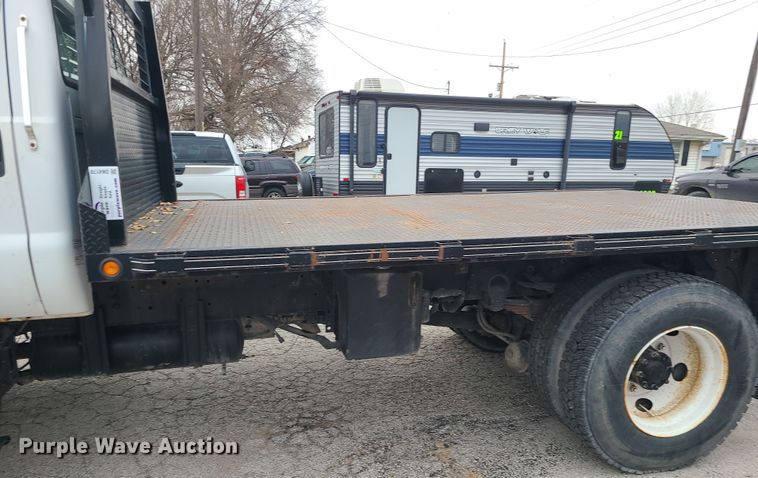 image for item DK4170 2000 Ford F750  flatbed truck