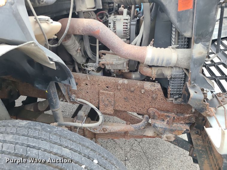 image for item DK4170 2000 Ford F750  flatbed truck