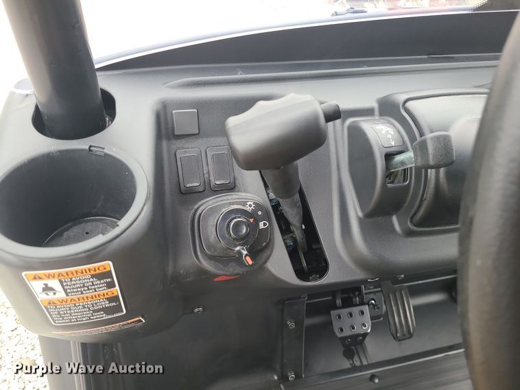 image for item DK4172 2019 Kubota RTV-X1140  utility vehicle