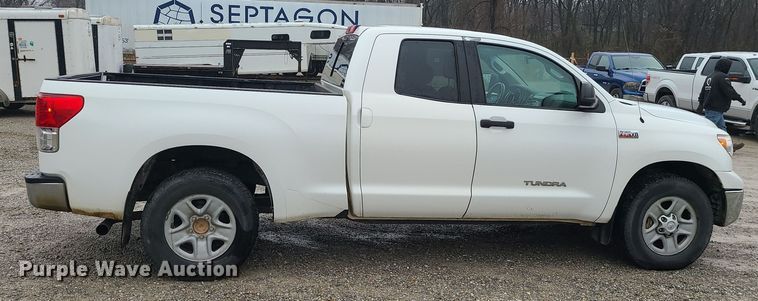 image for item DK4180 2013 Toyota Tundra  Double Cab pickup truck