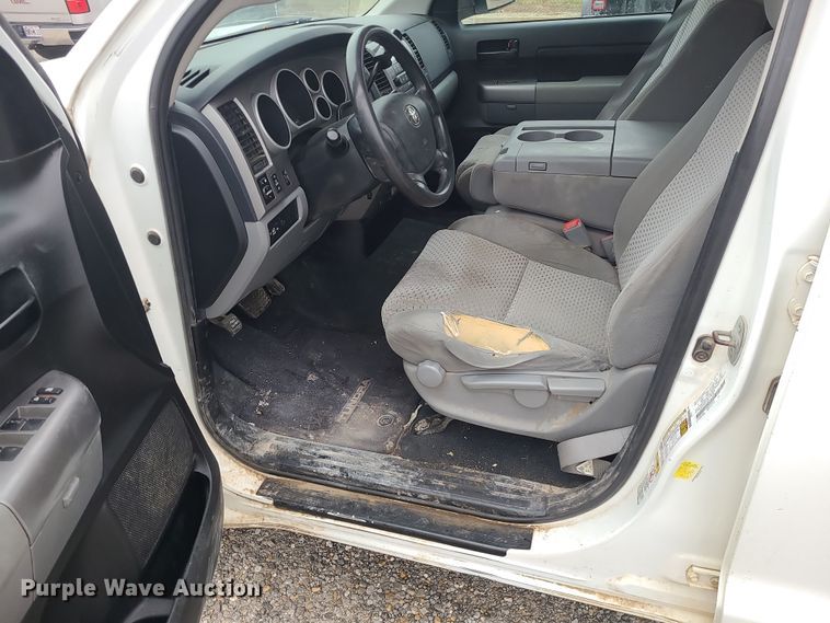 image for item DK4180 2013 Toyota Tundra  Double Cab pickup truck