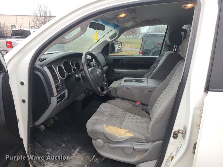 image for item DK4180 2013 Toyota Tundra  Double Cab pickup truck