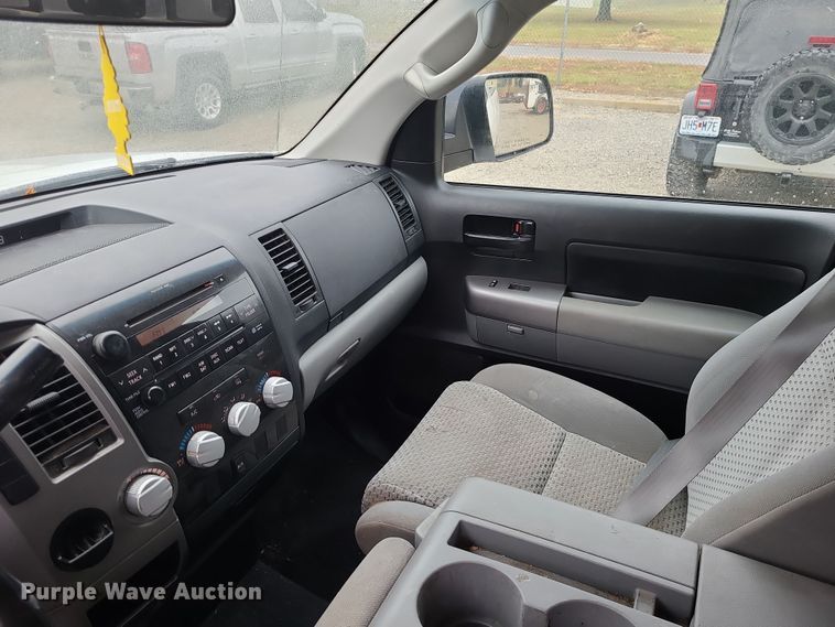 image for item DK4180 2013 Toyota Tundra  Double Cab pickup truck