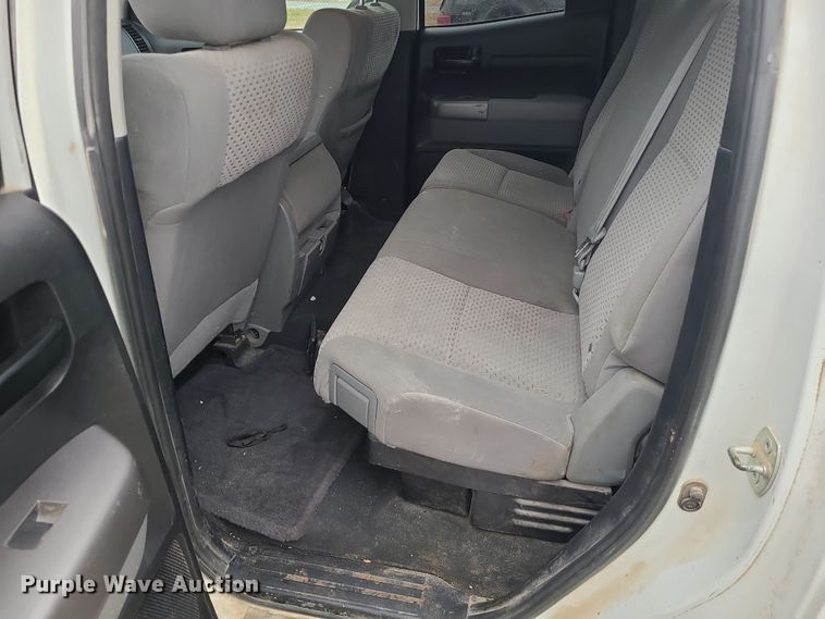 image for item DK4180 2013 Toyota Tundra  Double Cab pickup truck