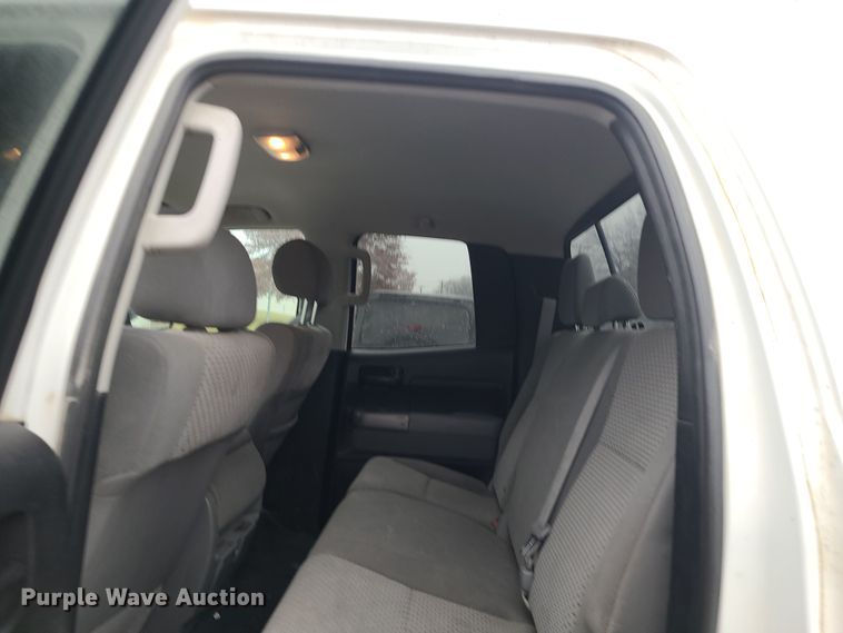 image for item DK4180 2013 Toyota Tundra  Double Cab pickup truck