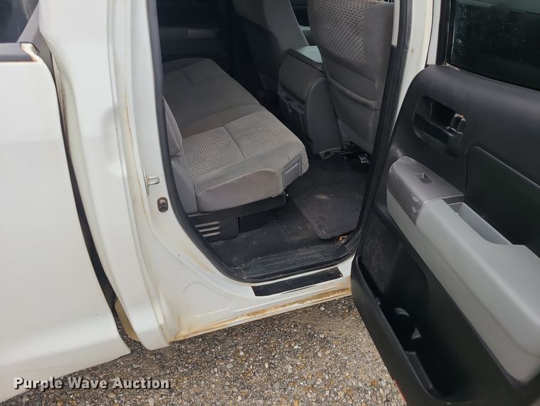 image for item DK4180 2013 Toyota Tundra  Double Cab pickup truck