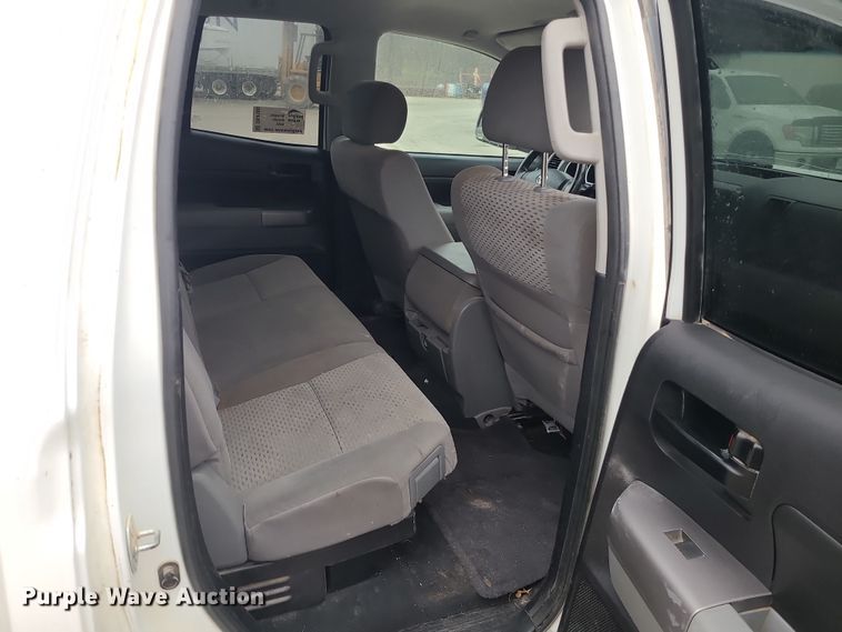 image for item DK4180 2013 Toyota Tundra  Double Cab pickup truck