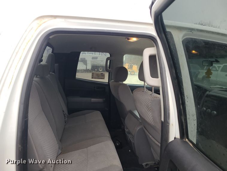 image for item DK4180 2013 Toyota Tundra  Double Cab pickup truck