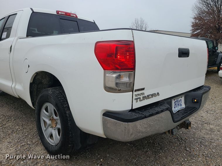 image for item DK4180 2013 Toyota Tundra  Double Cab pickup truck