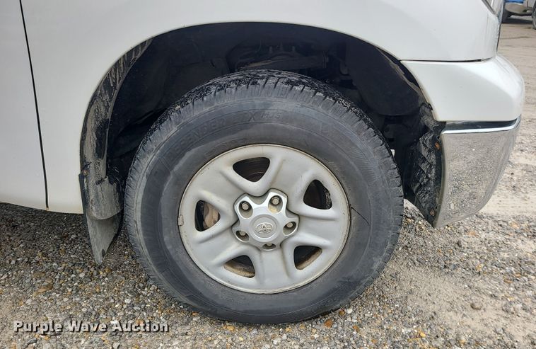 image for item DK4180 2013 Toyota Tundra  Double Cab pickup truck