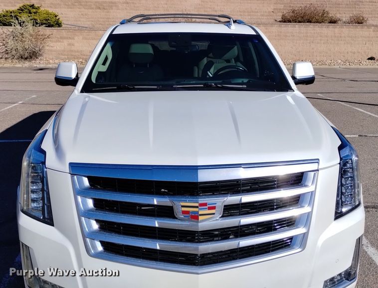 image for item DK8912 2018 Cadillac Escalade ESV Premium  SUV