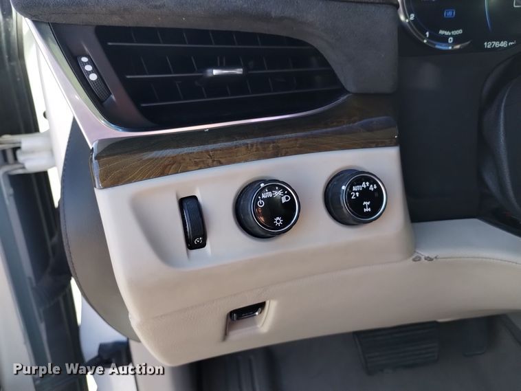 image for item DK8912 2018 Cadillac Escalade ESV Premium  SUV