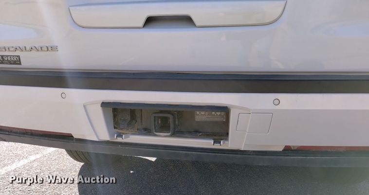 image for item DK8912 2018 Cadillac Escalade ESV Premium  SUV