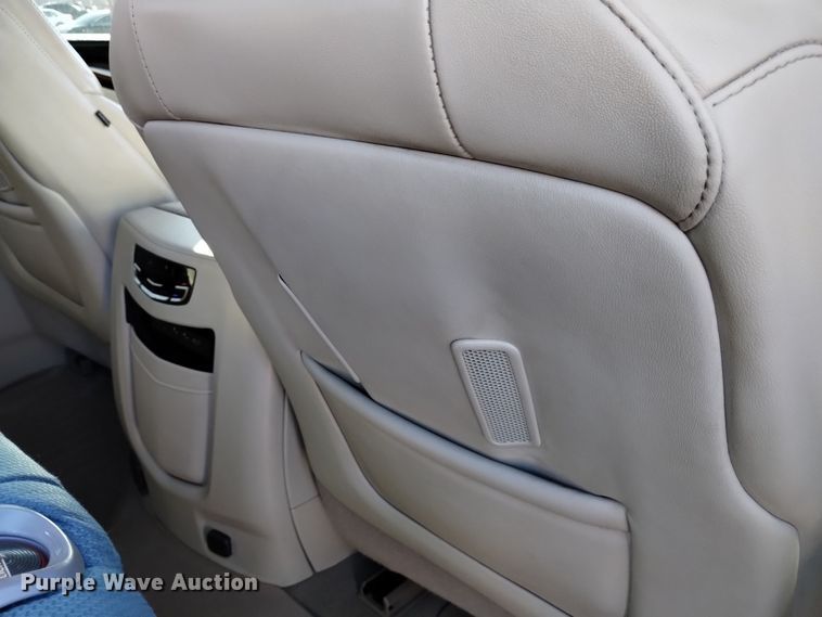 image for item DK8912 2018 Cadillac Escalade ESV Premium  SUV