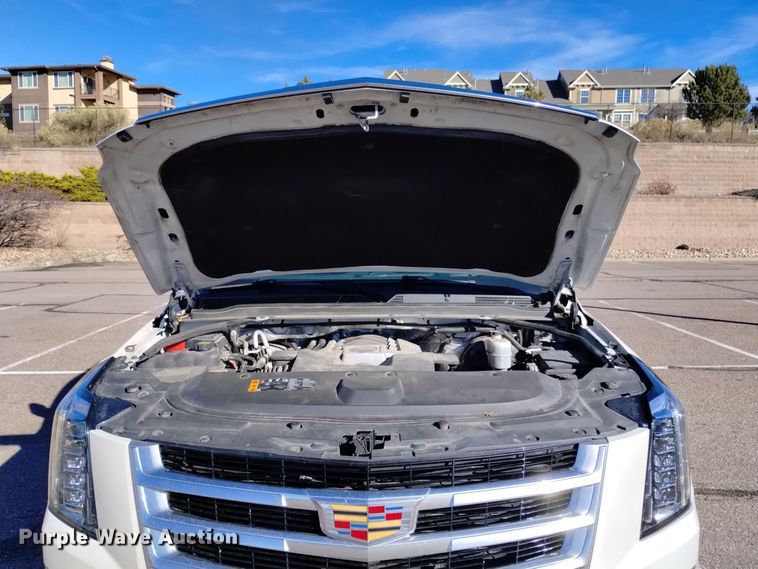 image for item DK8912 2018 Cadillac Escalade ESV Premium  SUV