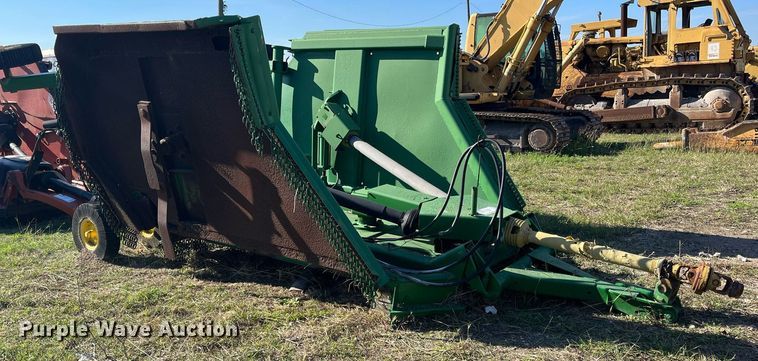 image for item DM2004 John Deere  batwing rotary mower