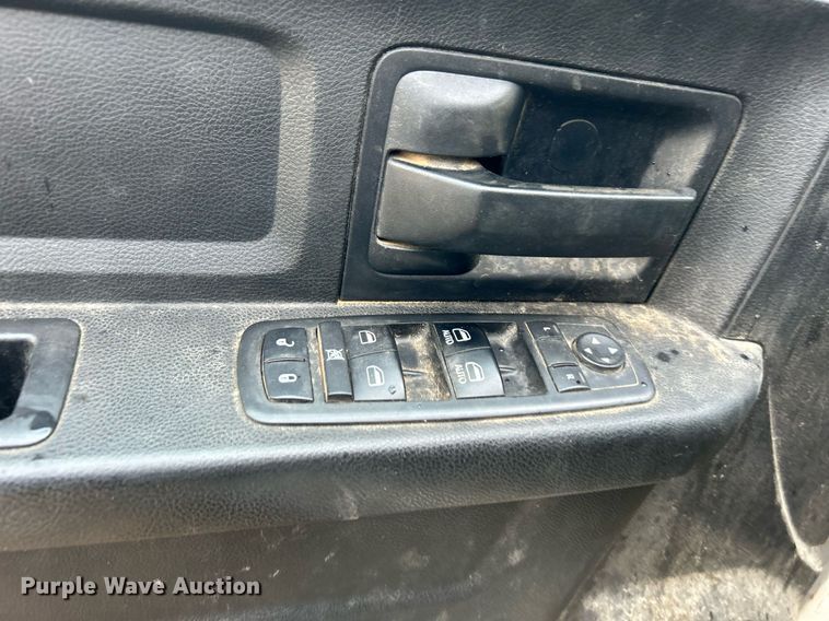 image for item DN0485 2018 Dodge Ram 2500HD  Crew Cab pickup truck