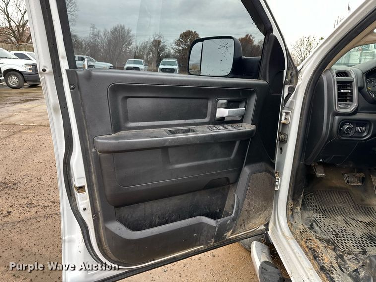 image for item DN0491 2019 Dodge Ram 2500HD  Crew Cab pickup truck