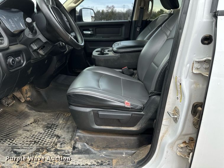 image for item DN0491 2019 Dodge Ram 2500HD  Crew Cab pickup truck