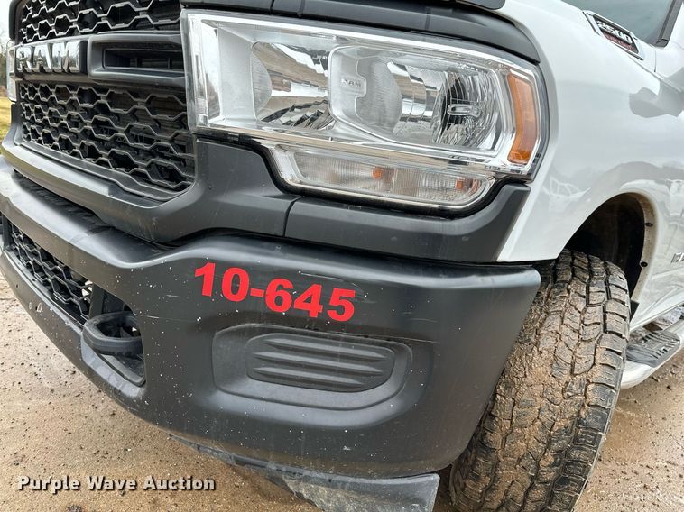 image for item DN0491 2019 Dodge Ram 2500HD  Crew Cab pickup truck