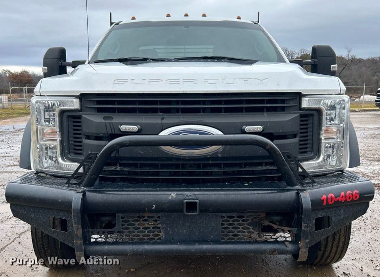 image for item DN0492 2019 Ford F550 XL  SuperCab flatbed truck