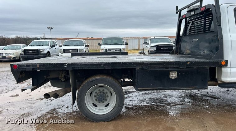 image for item DN0492 2019 Ford F550 XL  SuperCab flatbed truck