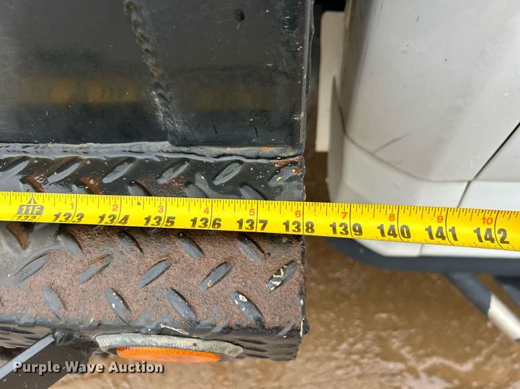 image for item DN0492 2019 Ford F550 XL  SuperCab flatbed truck