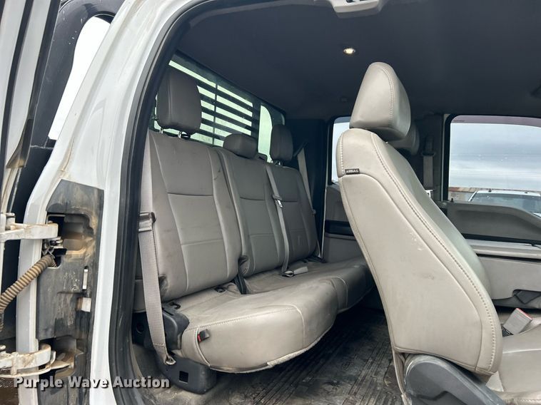 image for item DN0492 2019 Ford F550 XL  SuperCab flatbed truck