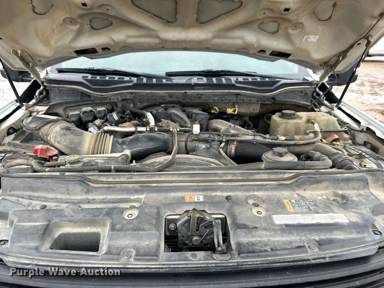 image for item DN0492 2019 Ford F550 XL  SuperCab flatbed truck