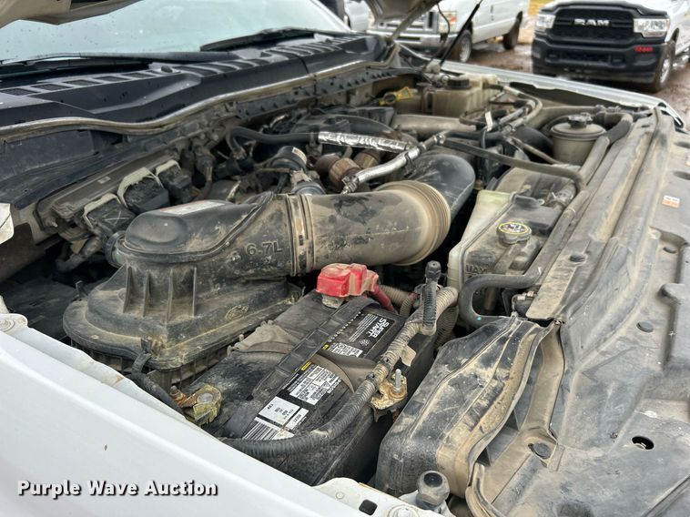 image for item DN0492 2019 Ford F550 XL  SuperCab flatbed truck