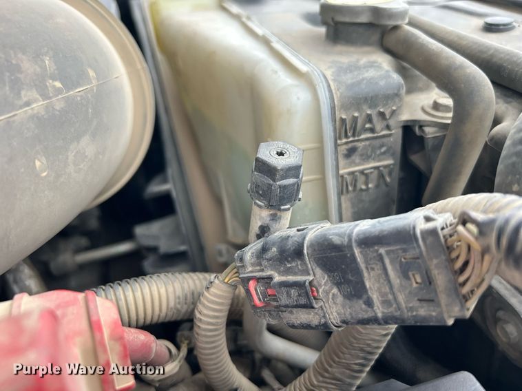 image for item DN0492 2019 Ford F550 XL  SuperCab flatbed truck