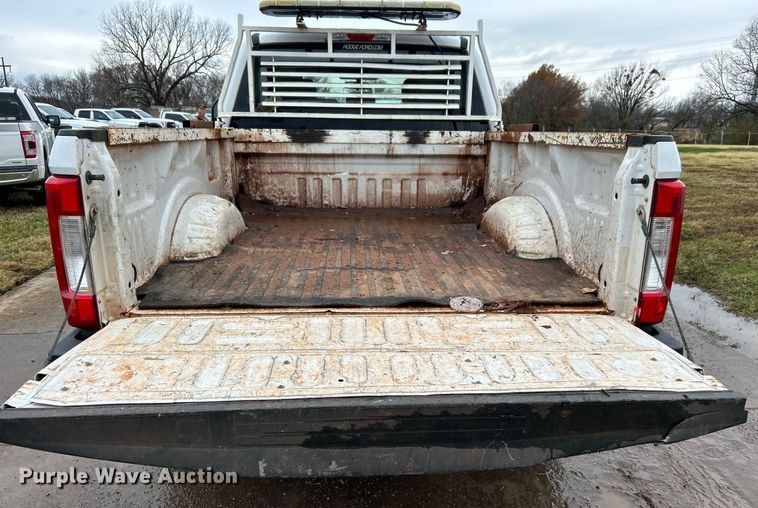 image for item DN0495 2018 Ford F250 XL  SuperCab pickup truck