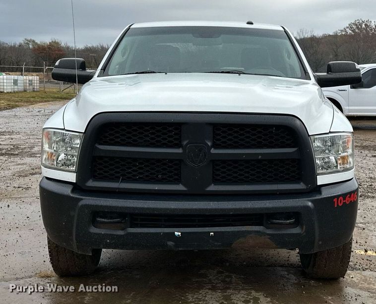 image for item DN0497 2015 Dodge Ram 2500HD  Crew Cab pickup truck