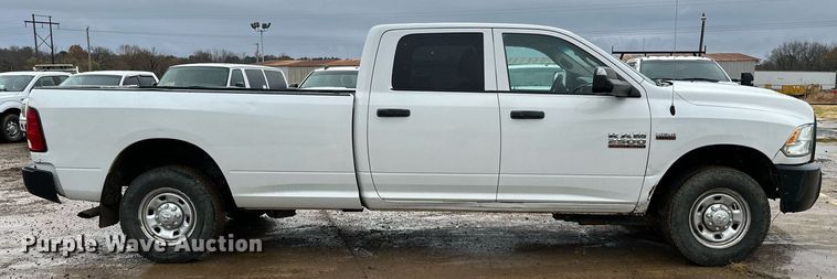 image for item DN0497 2015 Dodge Ram 2500HD  Crew Cab pickup truck