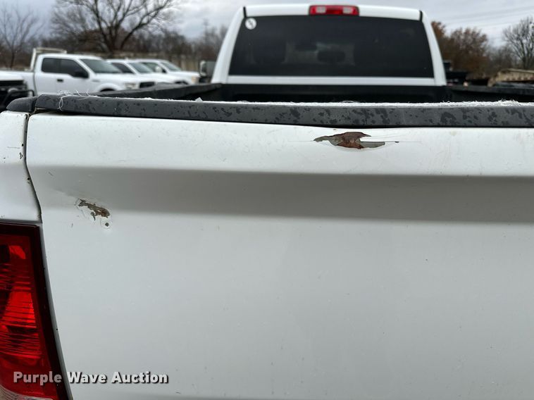 image for item DN0497 2015 Dodge Ram 2500HD  Crew Cab pickup truck