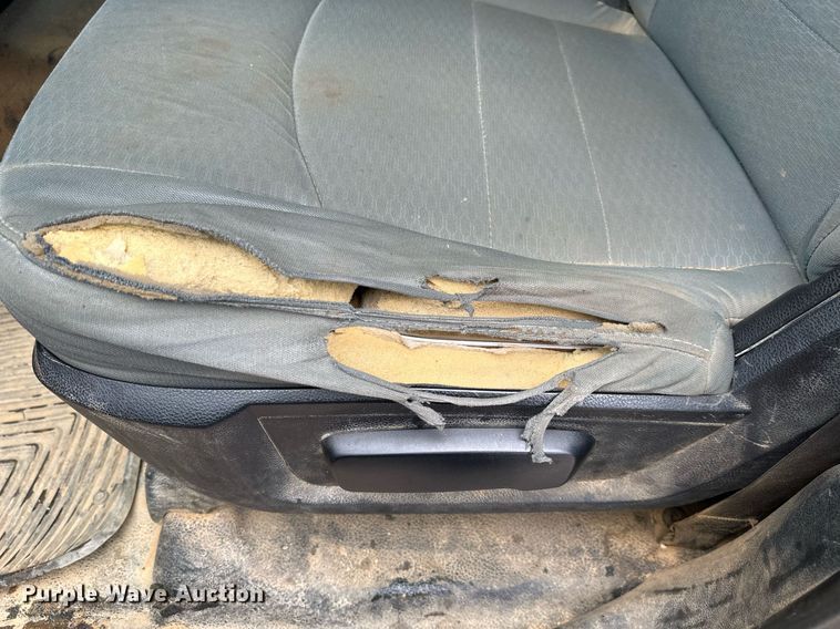 image for item DN0497 2015 Dodge Ram 2500HD  Crew Cab pickup truck