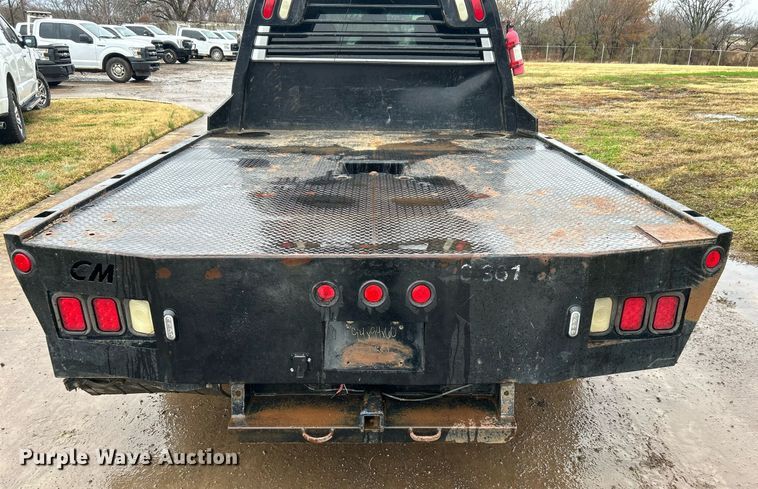 image for item DN0499 2014 Dodge Ram 3500HD  Crew Cab flatbed pickup truck