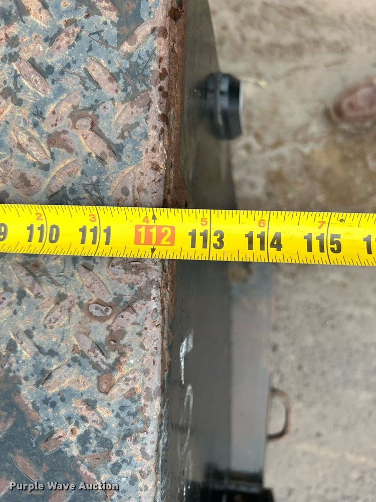 image for item DN0499 2014 Dodge Ram 3500HD  Crew Cab flatbed pickup truck