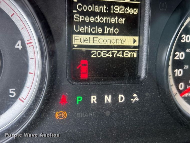 image for item DN0499 2014 Dodge Ram 3500HD  Crew Cab flatbed pickup truck