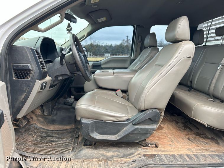 image for item DN0501 2017 Ford F150  SuperCab pickup truck