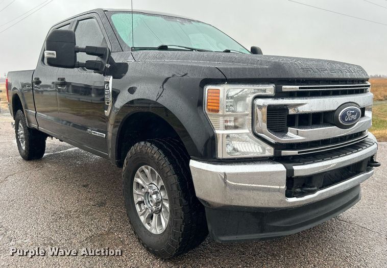 image for item DN0565 2020 Ford F250 Super Duty  Crew Cab pickup truck
