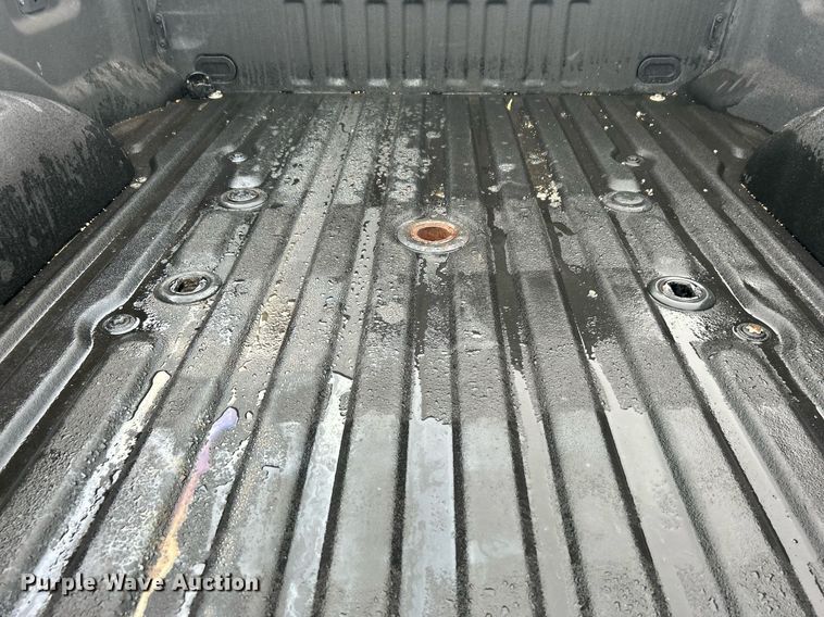 image for item DN0565 2020 Ford F250 Super Duty  Crew Cab pickup truck